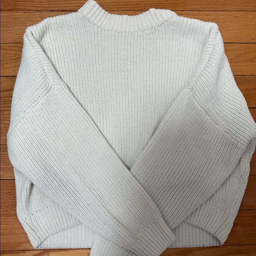 Abercrombie & Fitch White Sweater